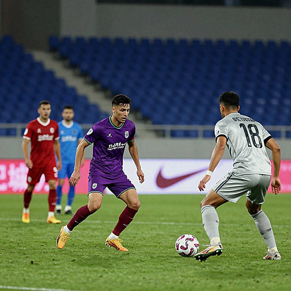 Khoảng trống Rodri: Man City đánh mất tấm bản đồ pressing