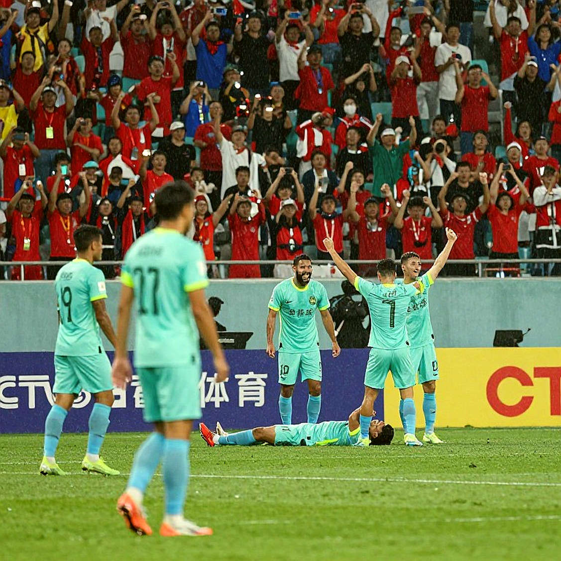 Ngày 25/9 ở ASIAD 20: tứ kết kép môn bóng đá và bài toán chuyển hóa huy chương của đoàn Việt Nam