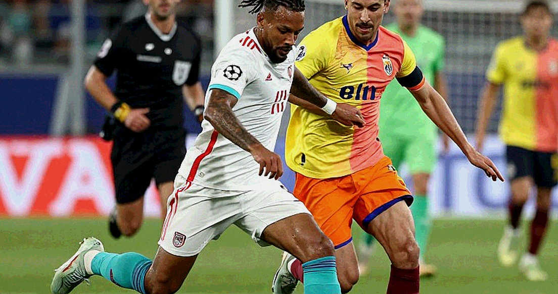 Curtis Jones và cái cớ “Serie A chậm”: Inter đang giấu một vết nứt ở cánh