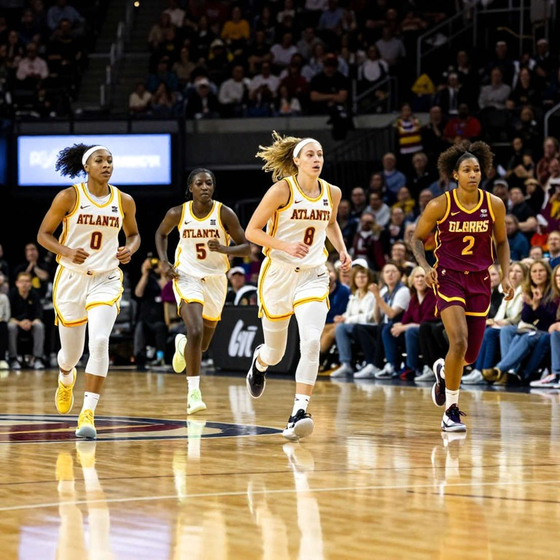 LeBron James và Philadelphia 76ers: Bản hợp xướng chưa thành nhịp