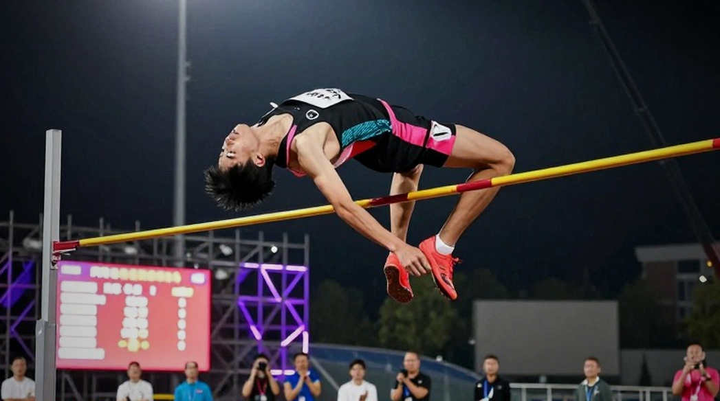 Dawit Seare thắng Jakob Ingebrigtsen ở 5 km đường: 12:56 và khoảng lùi tám ngày Dawit Seare thắng Jakob Ingebrigtsen ở 5 km đường: 12:56 và khoảng lùi tám ngày