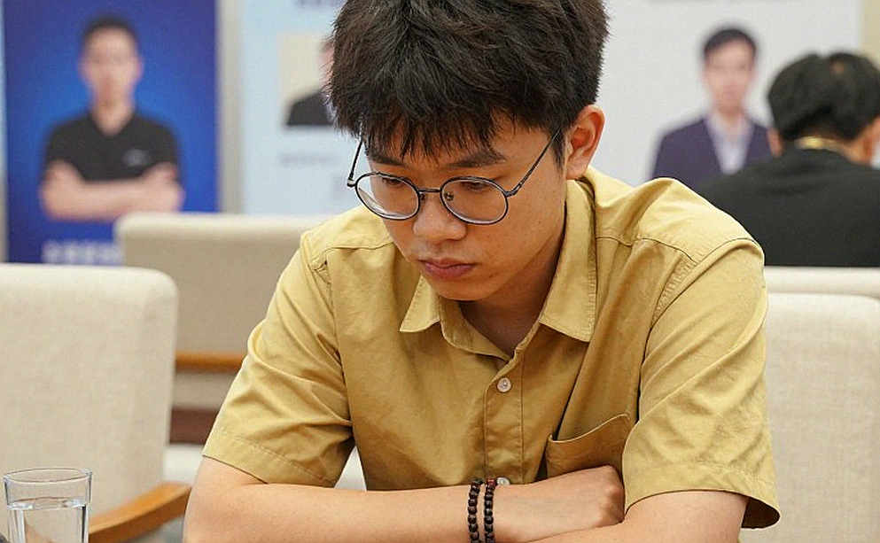Hai chữ bị bỏ lại trong câu nói của Carlsen về AI Hai chữ bị bỏ lại trong câu nói của Carlsen về AI