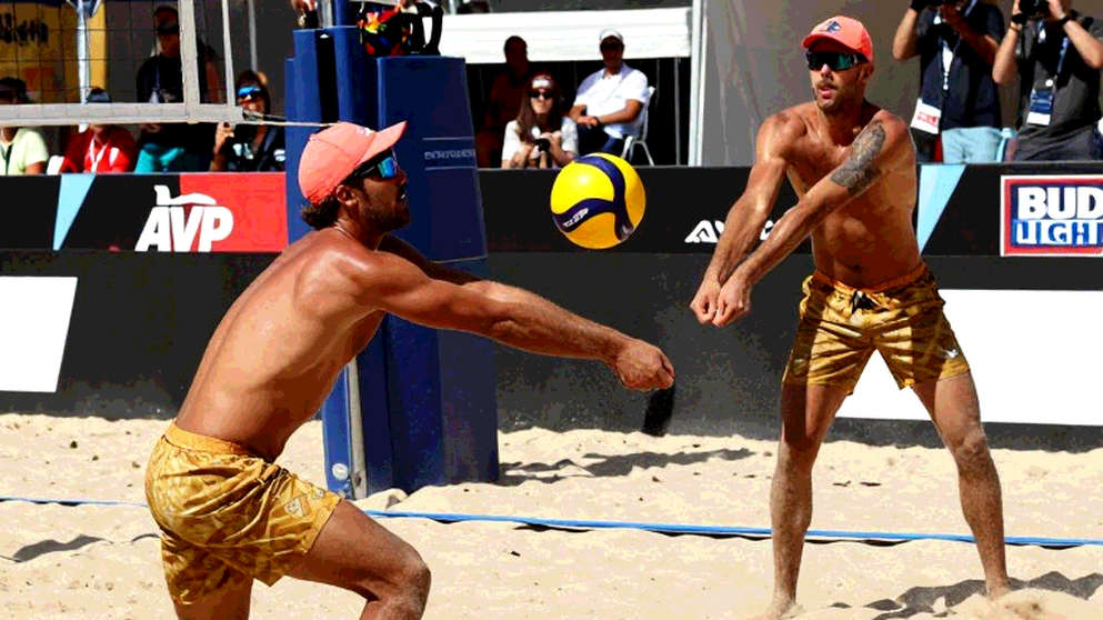 Bóng chuyền nữ châu Á: ngôi vô địch của Trung Quốc và những dòng kết quả cần kiểm chứng Bóng chuyền nữ châu Á: ngôi vô địch của Trung Quốc và những dòng kết quả cần kiểm chứng